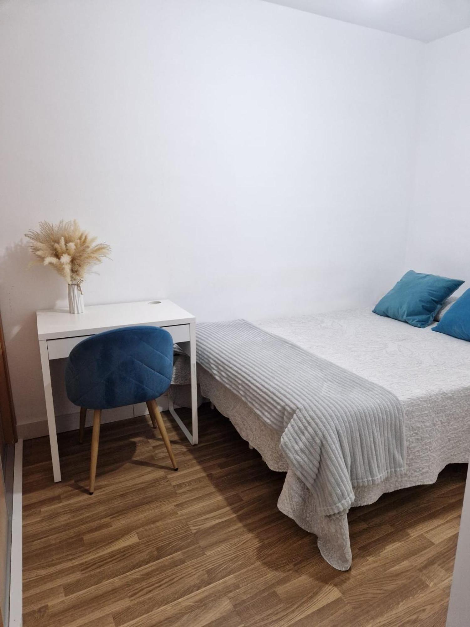 Апартаменты Quarto Com Banheiro Privado Em Apartamento Familiar Аликанте Экстерьер фото